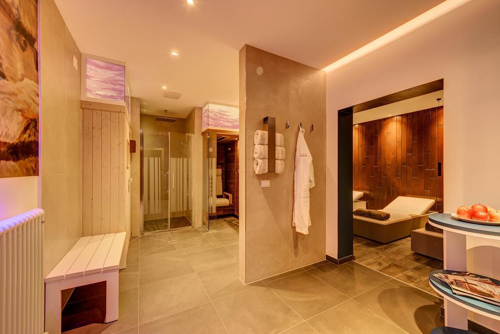 Garni Hotel Kessler ティローロ エクステリア 写真