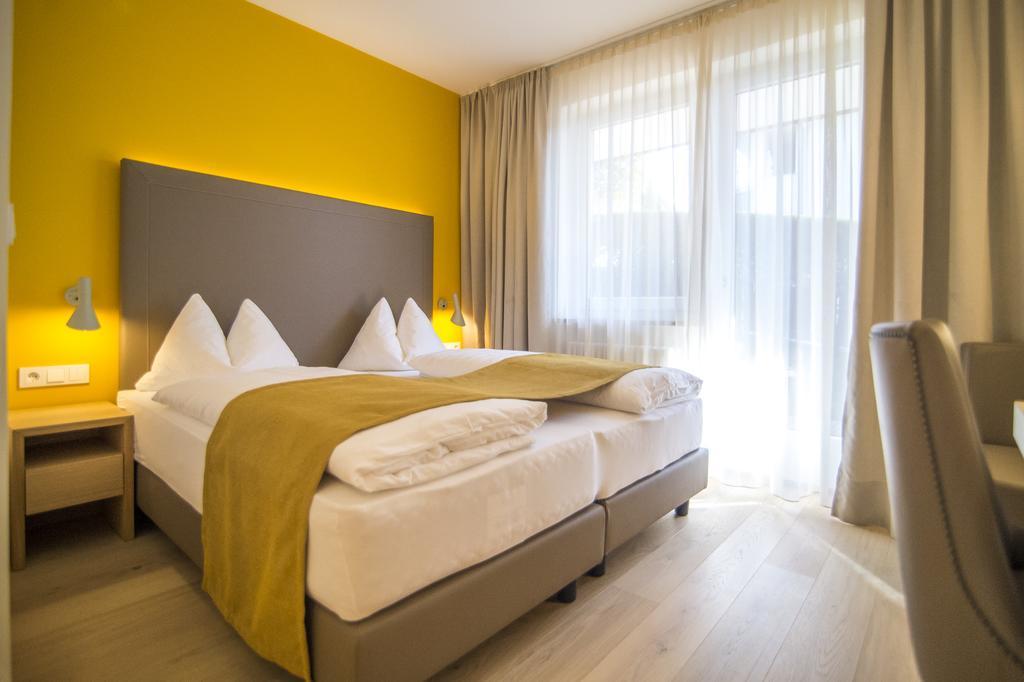Garni Hotel Kessler ティローロ エクステリア 写真